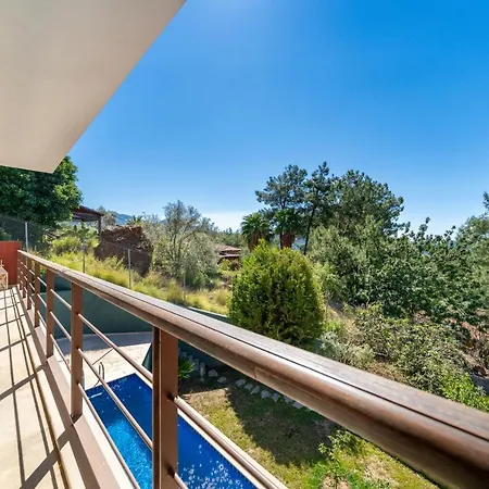 Luxury 4 Bedroom Villa With Pool * Гёчек