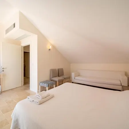 فيلة Luxury 4 Bedroom Villa With Pool *