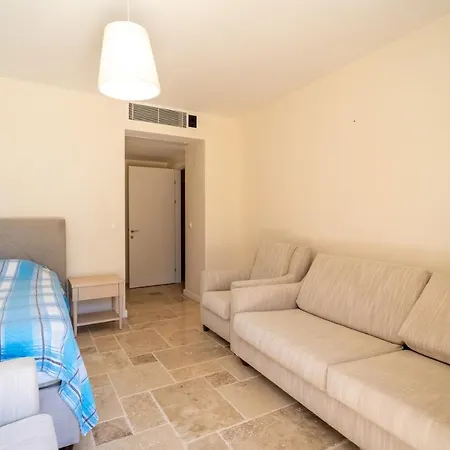 فيلة Luxury 4 Bedroom Villa With Pool